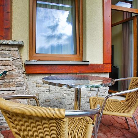 Apartman Studio Lux S Terasou Harmony V Thermal Parku Besenova S Vyhladom Na Bazeny Exterior photo
